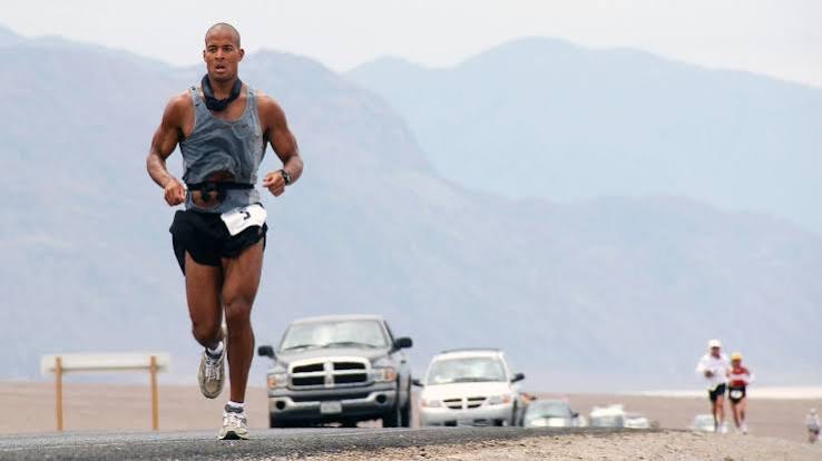 David Goggins running the Badwater 135 through Death Valley