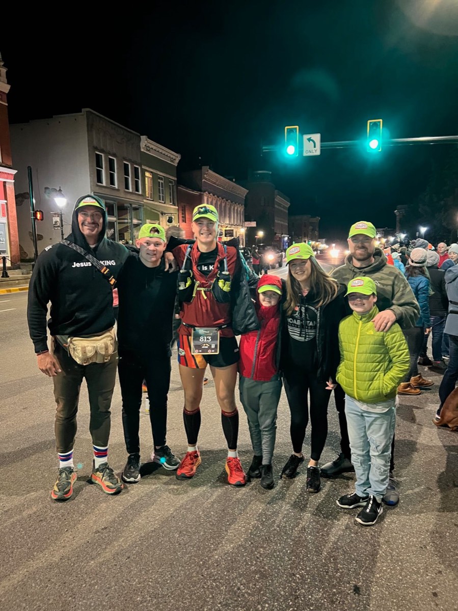 Pierce Showe with his family and crew in downtown Leadville before the start of the 2022 Leadville Trail 100 Run